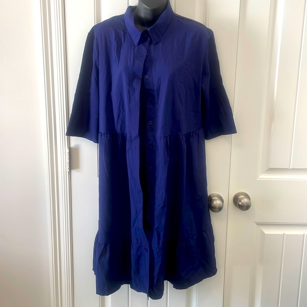 Navy dress